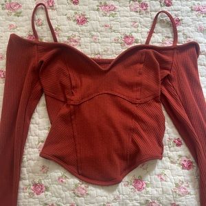 urban outfitters off-the-shoulder top